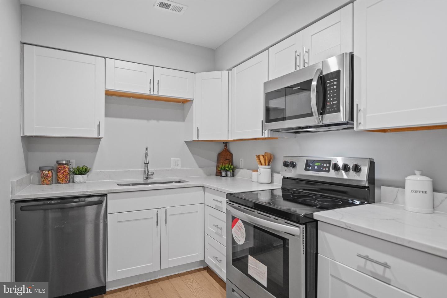 3114 BERRY RD NE #21, WASHINGTON, District Of Columbia 20018, 4 Bedrooms Bedrooms, ,2 BathroomsBathrooms,Residential,For sale,3114 BERRY RD NE #21,DCDC2207492 MLS # DCDC2207492