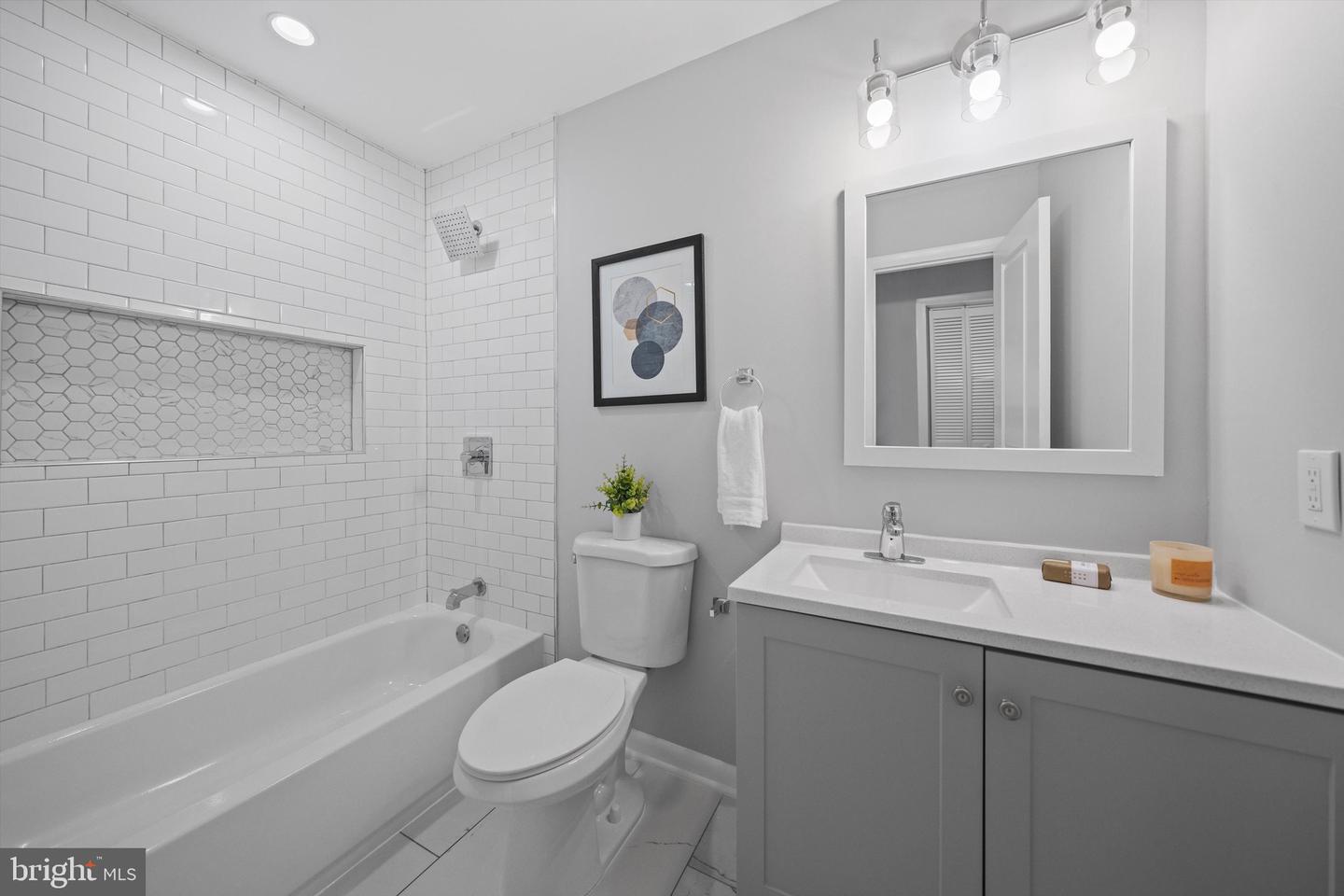 3114 BERRY RD NE #21, WASHINGTON, District Of Columbia 20018, 4 Bedrooms Bedrooms, ,2 BathroomsBathrooms,Residential,For sale,3114 BERRY RD NE #21,DCDC2207492 MLS # DCDC2207492