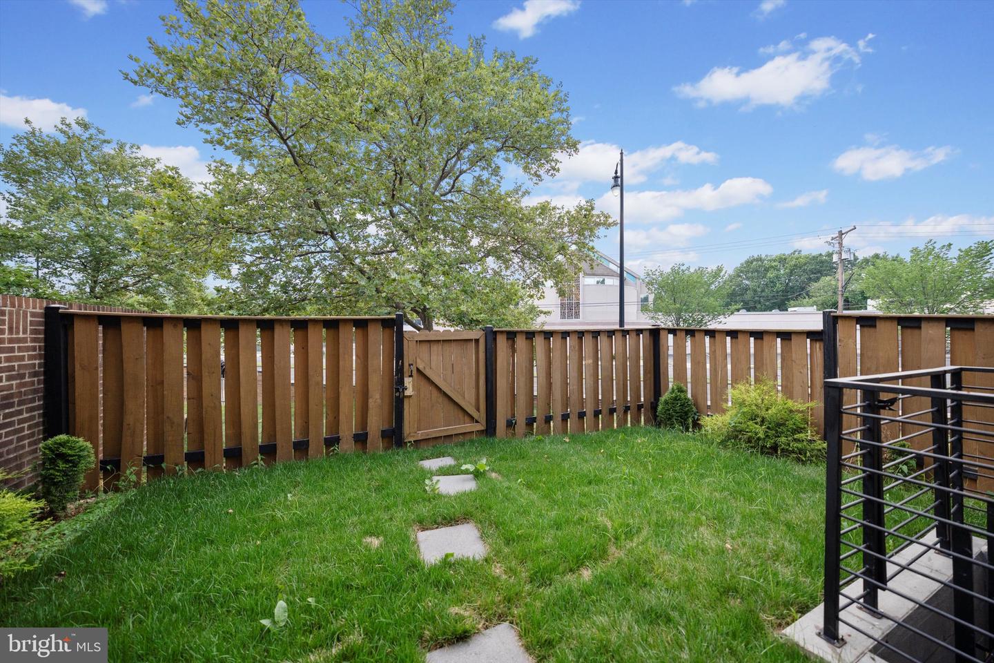 3114 BERRY RD NE #21, WASHINGTON, District Of Columbia 20018, 4 Bedrooms Bedrooms, ,2 BathroomsBathrooms,Residential,For sale,3114 BERRY RD NE #21,DCDC2207492 MLS # DCDC2207492
