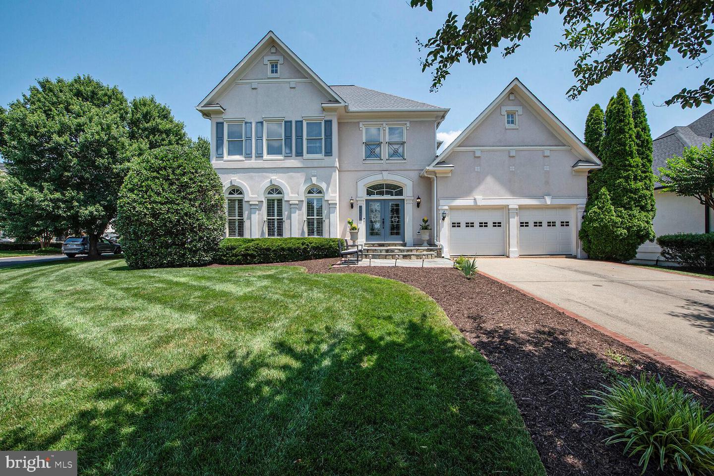 43553 JACKSON HOLE CIR, LEESBURG, Virginia 20176, 6 Bedrooms Bedrooms, ,4 BathroomsBathrooms,Residential,For sale,43553 JACKSON HOLE CIR,VALO2100260 MLS # VALO2100260
