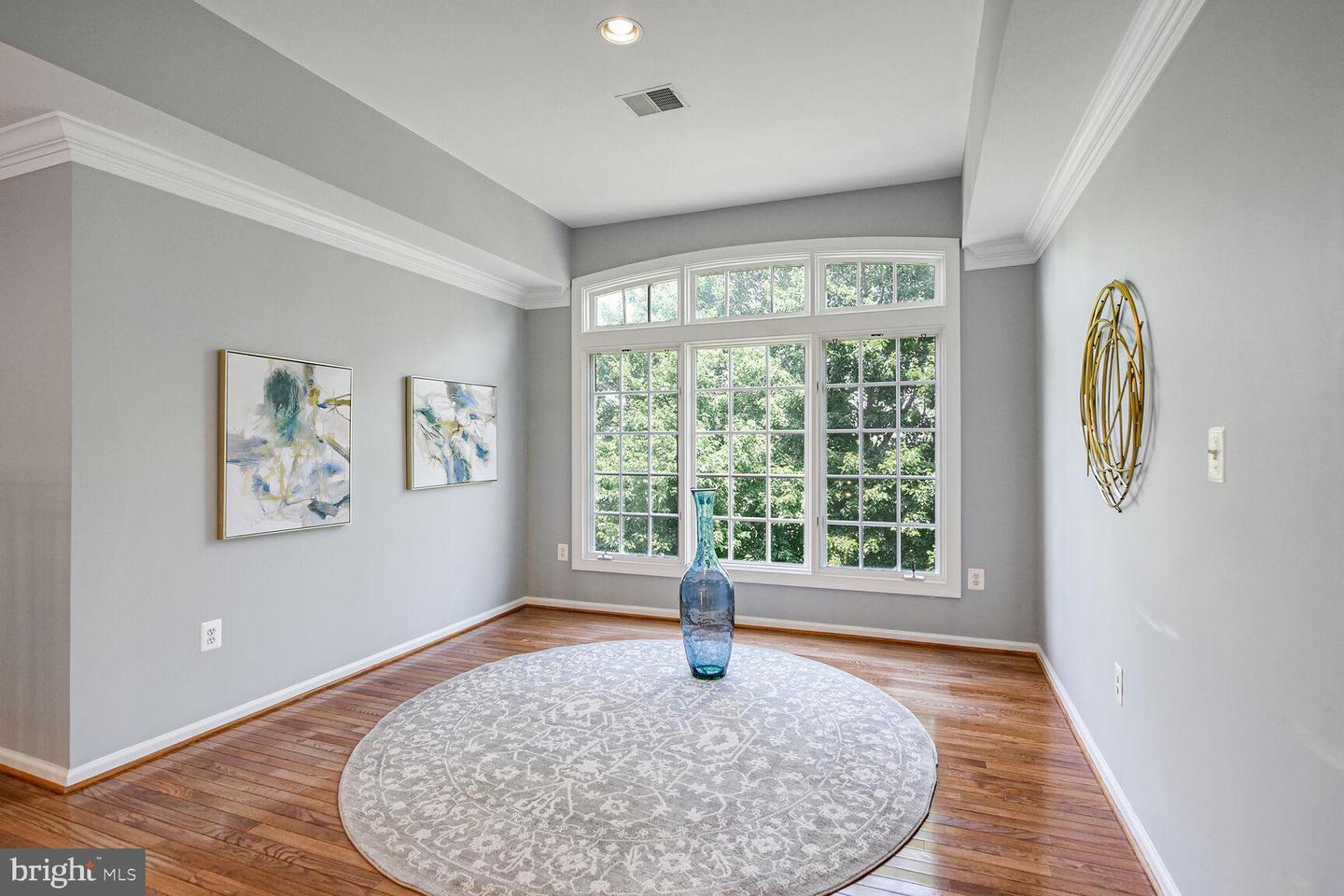 43553 JACKSON HOLE CIR, LEESBURG, Virginia 20176, 6 Bedrooms Bedrooms, ,4 BathroomsBathrooms,Residential,For sale,43553 JACKSON HOLE CIR,VALO2100260 MLS # VALO2100260