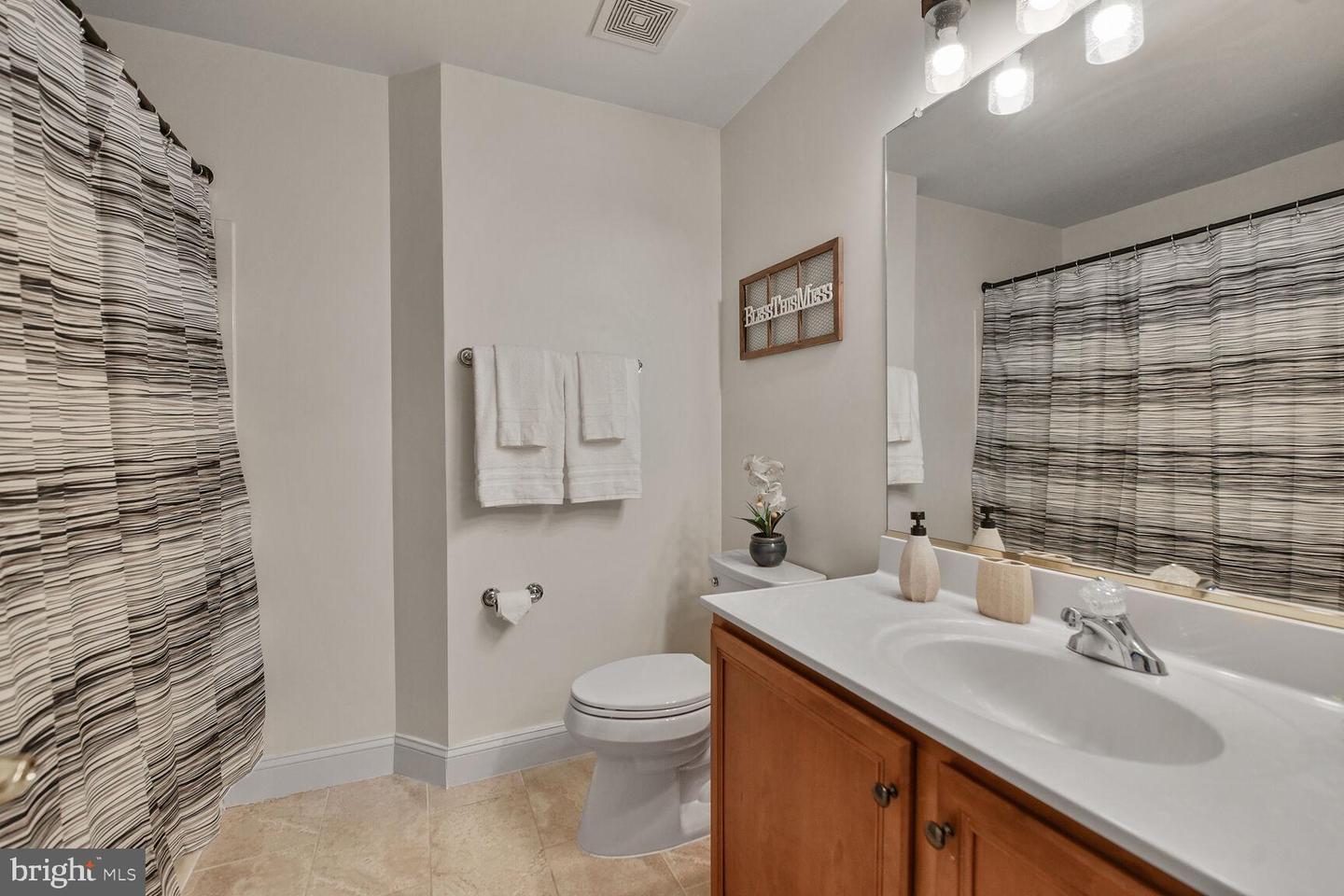 43553 JACKSON HOLE CIR, LEESBURG, Virginia 20176, 6 Bedrooms Bedrooms, ,4 BathroomsBathrooms,Residential,For sale,43553 JACKSON HOLE CIR,VALO2100260 MLS # VALO2100260