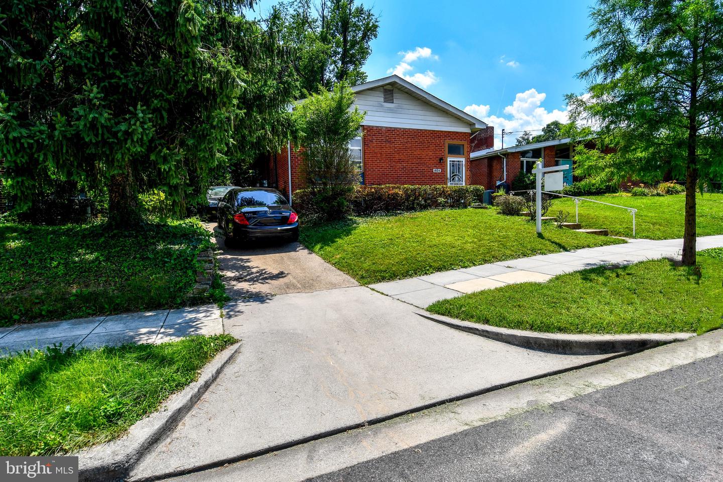 1829 UPSHUR ST NE, WASHINGTON, District Of Columbia 20018, 4 Bedrooms Bedrooms, ,2 BathroomsBathrooms,Residential,For sale,1829 UPSHUR ST NE,DCDC2207192 MLS # DCDC2207192