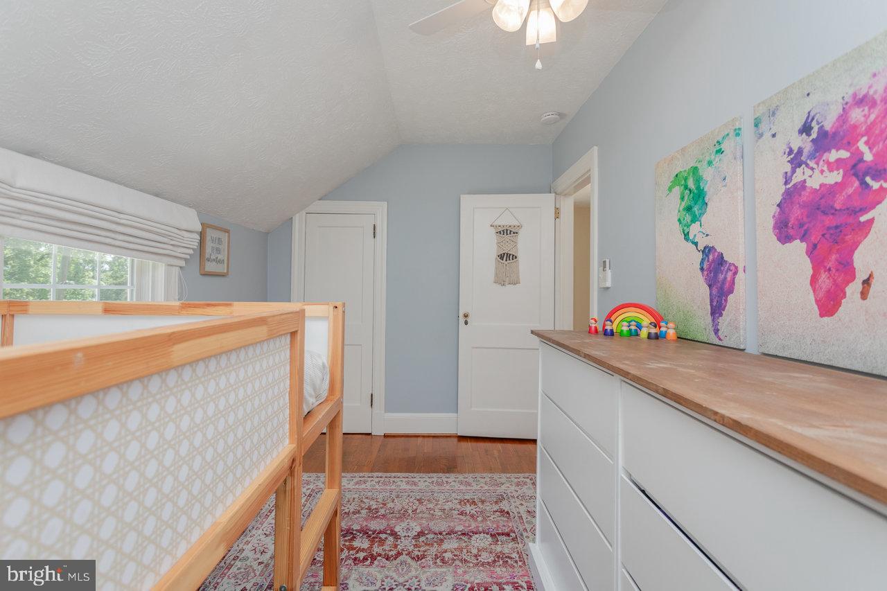 1450 BLUESTONE ST, HARRISONBURG, Virginia 22801, 3 Bedrooms Bedrooms, ,1 BathroomBathrooms,Residential,For sale,1450 BLUESTONE ST,VAHC2000434 MLS # VAHC2000434