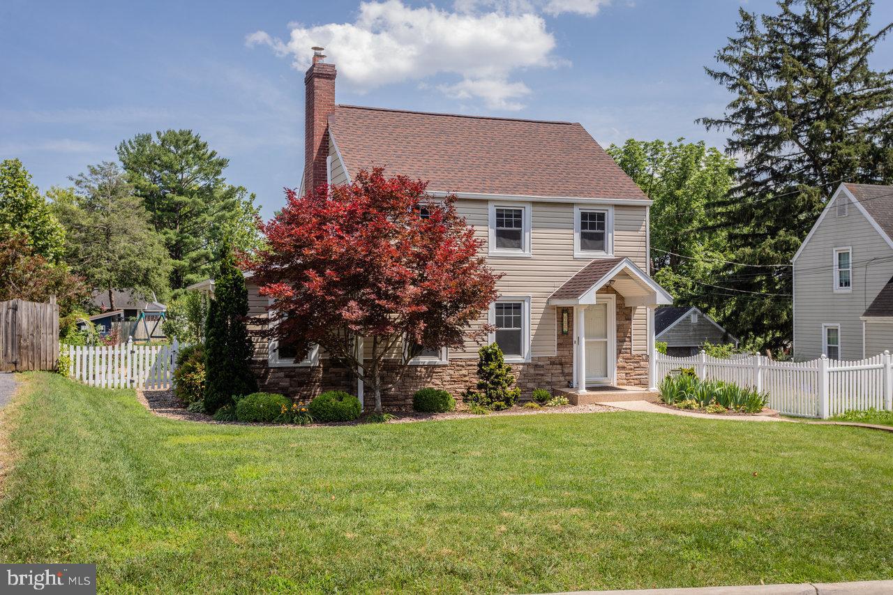 1450 BLUESTONE ST, HARRISONBURG, Virginia 22801, 3 Bedrooms Bedrooms, ,1 BathroomBathrooms,Residential,For sale,1450 BLUESTONE ST,VAHC2000434 MLS # VAHC2000434