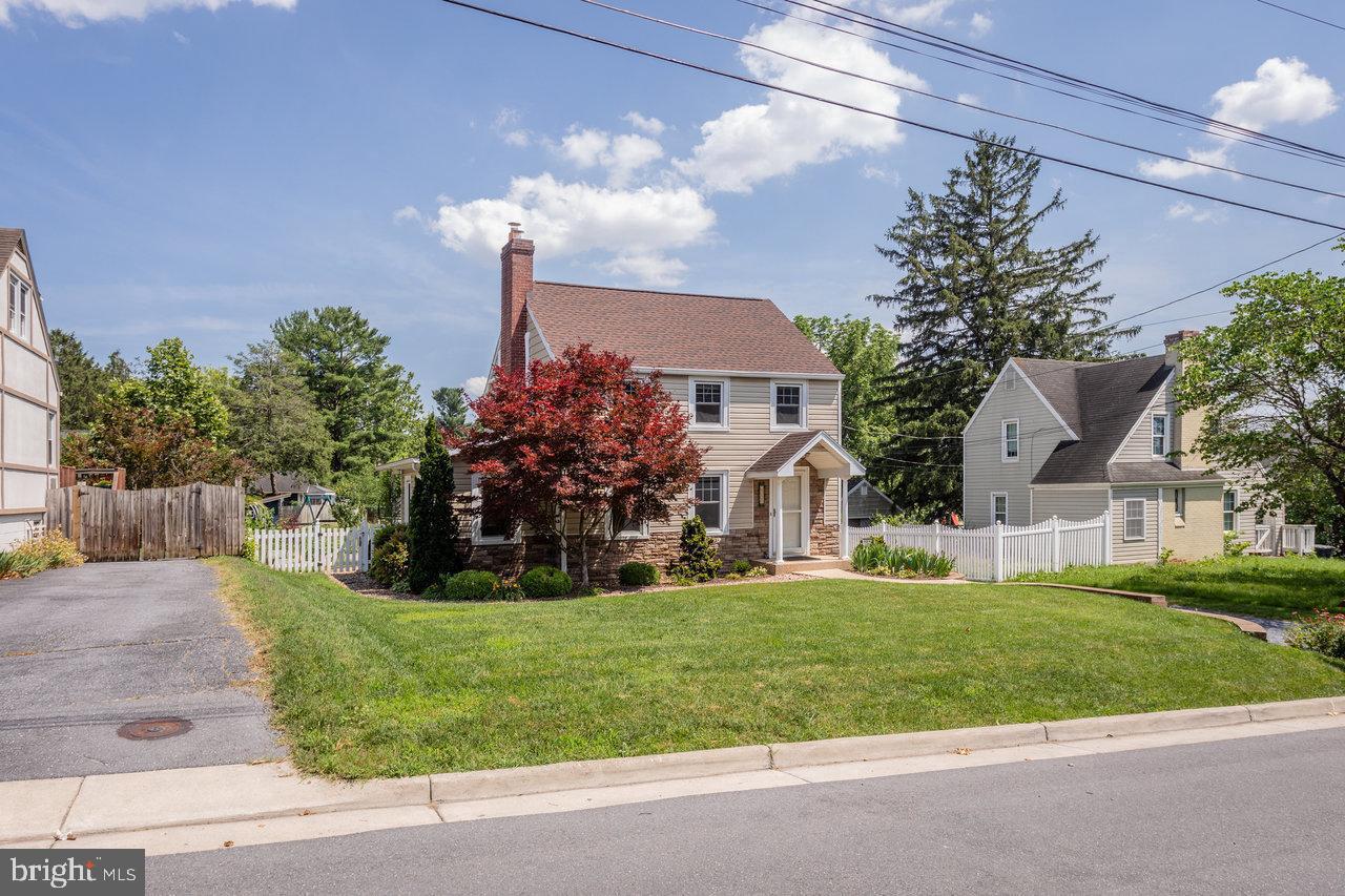 1450 BLUESTONE ST, HARRISONBURG, Virginia 22801, 3 Bedrooms Bedrooms, ,1 BathroomBathrooms,Residential,For sale,1450 BLUESTONE ST,VAHC2000434 MLS # VAHC2000434