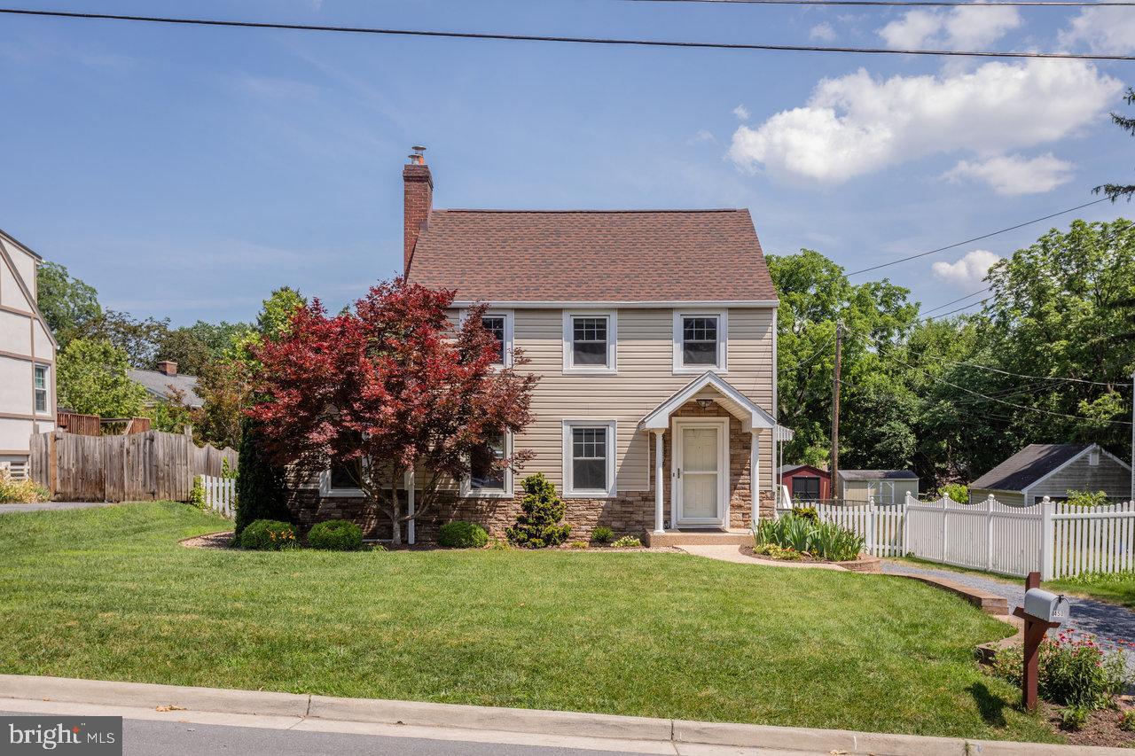 1450 BLUESTONE ST, HARRISONBURG, Virginia 22801, 3 Bedrooms Bedrooms, ,1 BathroomBathrooms,Residential,For sale,1450 BLUESTONE ST,VAHC2000434 MLS # VAHC2000434