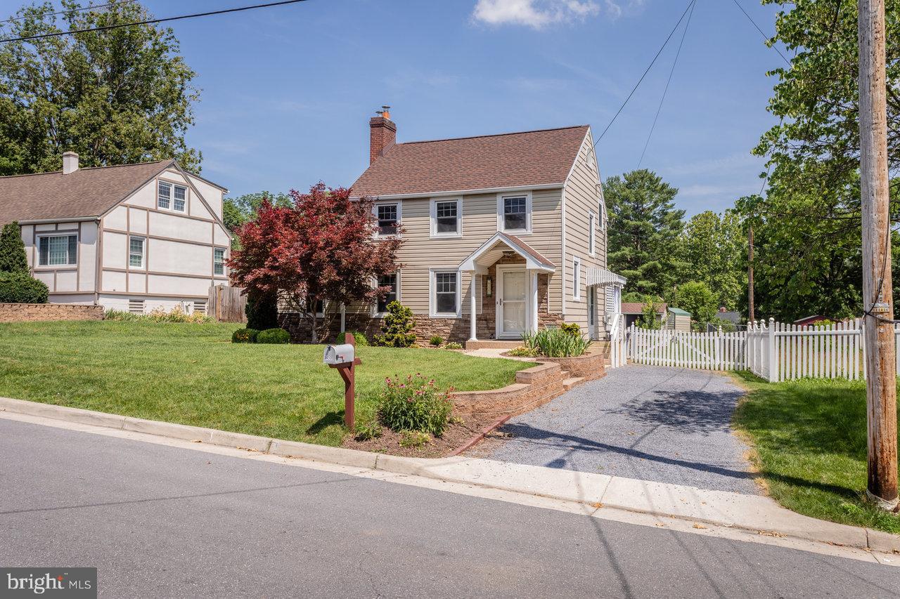1450 BLUESTONE ST, HARRISONBURG, Virginia 22801, 3 Bedrooms Bedrooms, ,1 BathroomBathrooms,Residential,For sale,1450 BLUESTONE ST,VAHC2000434 MLS # VAHC2000434