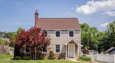 1450 BLUESTONE ST, HARRISONBURG, Virginia 22801, 3 Bedrooms Bedrooms, ,1 BathroomBathrooms,Residential,For sale,1450 BLUESTONE ST,VAHC2000434 MLS # VAHC2000434