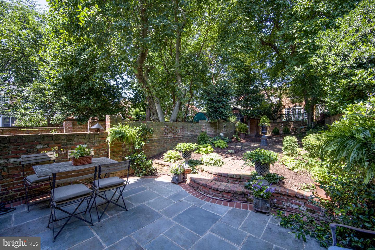 717 S ROYAL ST, ALEXANDRIA, Virginia 22314, 3 Bedrooms Bedrooms, ,2 BathroomsBathrooms,Residential,For sale,717 S ROYAL ST,VAAX2046844 MLS # VAAX2046844