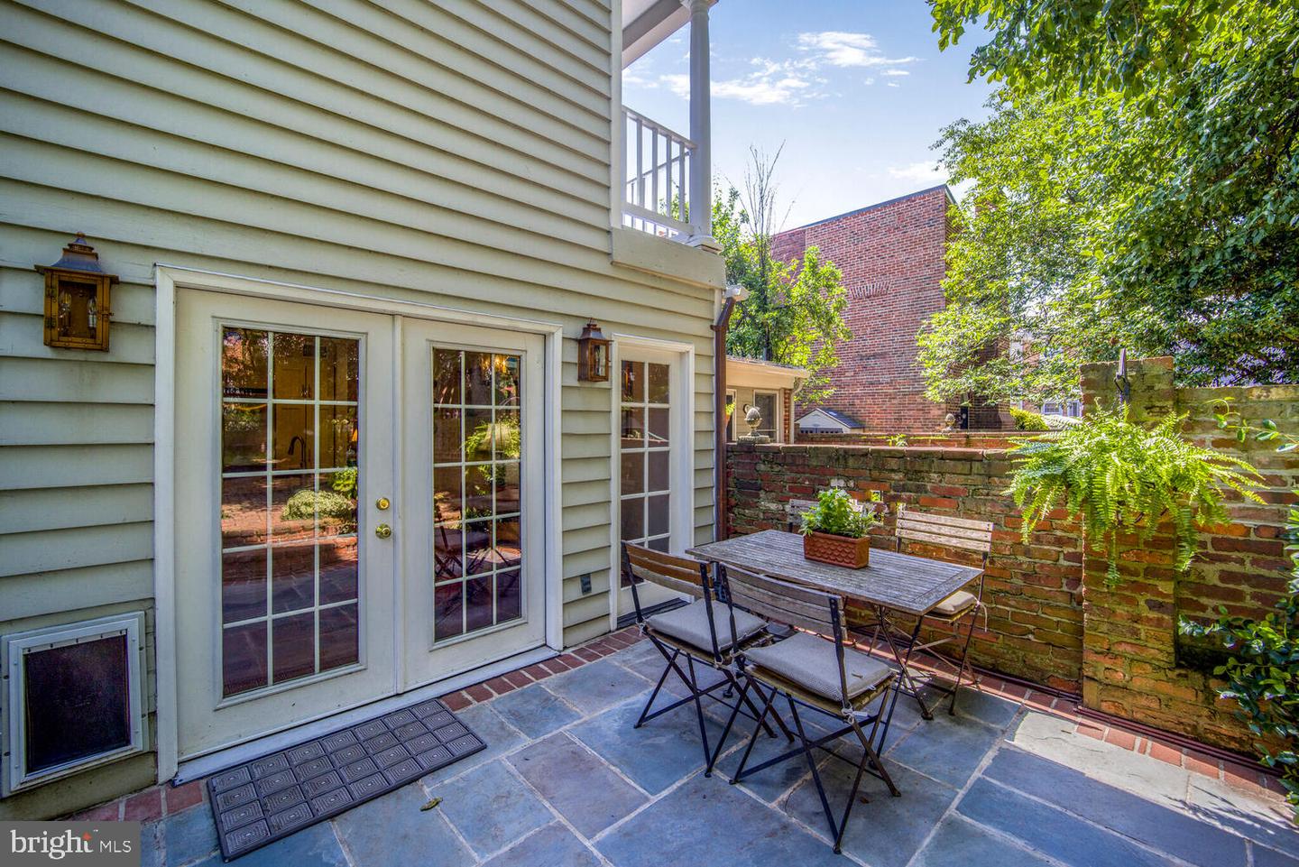 717 S ROYAL ST, ALEXANDRIA, Virginia 22314, 3 Bedrooms Bedrooms, ,2 BathroomsBathrooms,Residential,For sale,717 S ROYAL ST,VAAX2046844 MLS # VAAX2046844