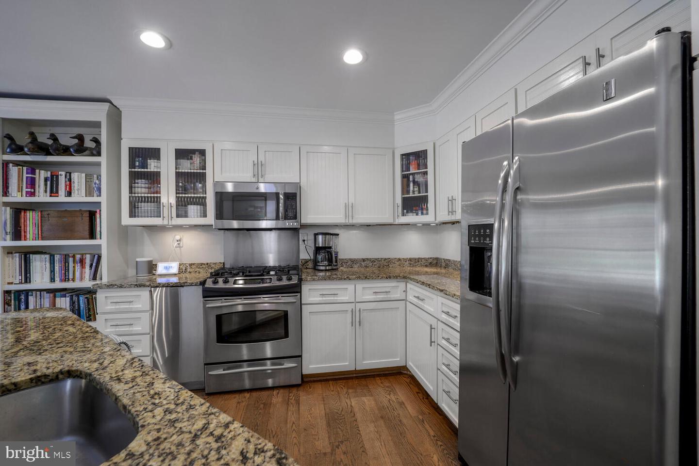 717 S ROYAL ST, ALEXANDRIA, Virginia 22314, 3 Bedrooms Bedrooms, ,2 BathroomsBathrooms,Residential,For sale,717 S ROYAL ST,VAAX2046844 MLS # VAAX2046844