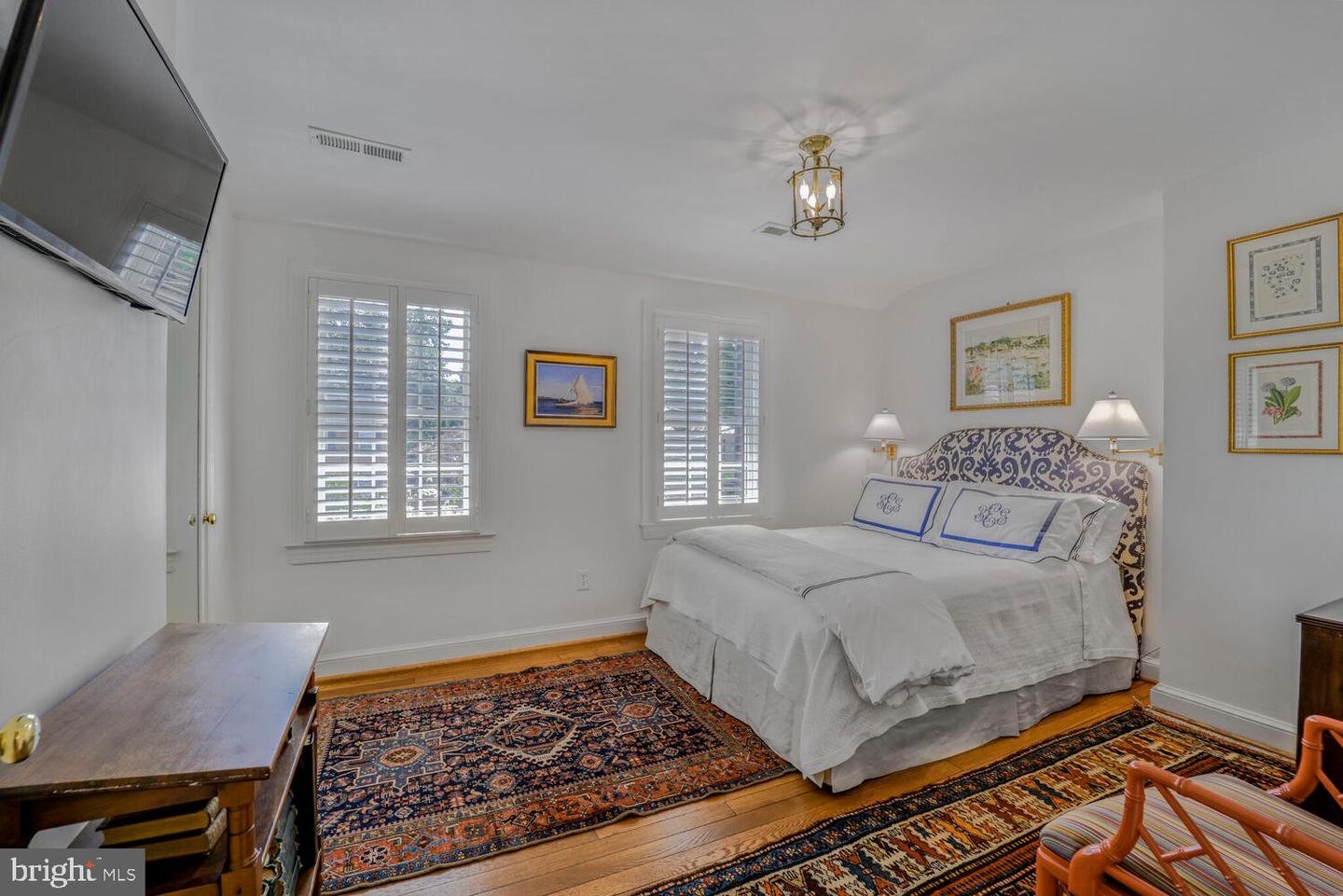 717 S ROYAL ST, ALEXANDRIA, Virginia 22314, 3 Bedrooms Bedrooms, ,2 BathroomsBathrooms,Residential,For sale,717 S ROYAL ST,VAAX2046844 MLS # VAAX2046844
