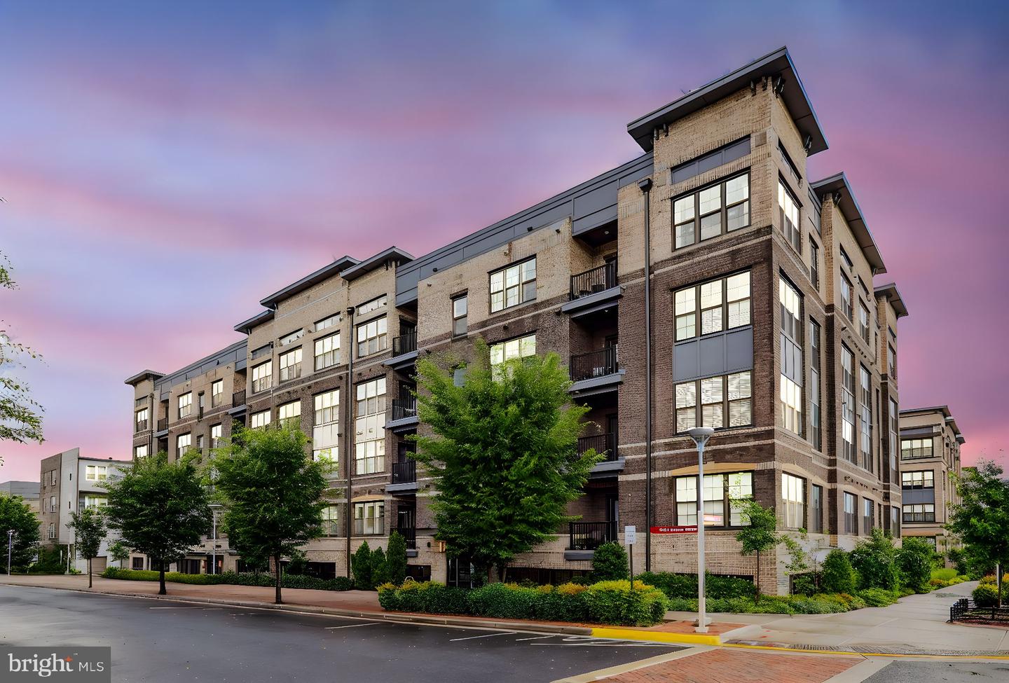 2324 WIND CHARM ST #307, HERNDON, Virginia 20171, 2 Bedrooms Bedrooms, ,2 BathroomsBathrooms,Residential,For sale,2324 WIND CHARM ST #307,VAFX2250012 MLS # VAFX2250012