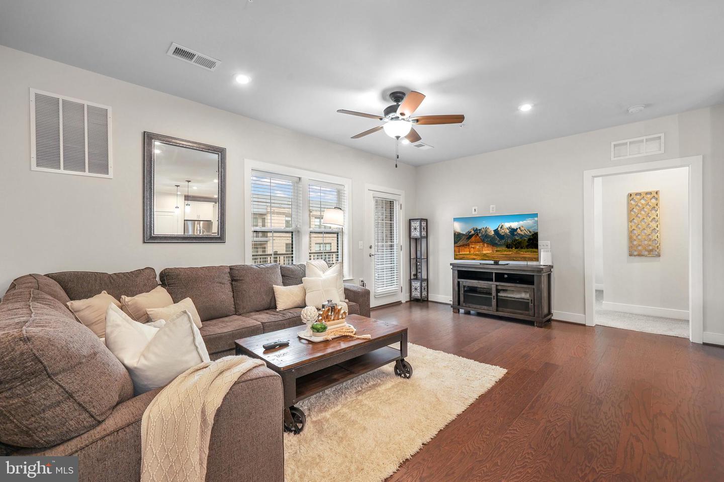 2324 WIND CHARM ST #307, HERNDON, Virginia 20171, 2 Bedrooms Bedrooms, ,2 BathroomsBathrooms,Residential,For sale,2324 WIND CHARM ST #307,VAFX2250012 MLS # VAFX2250012