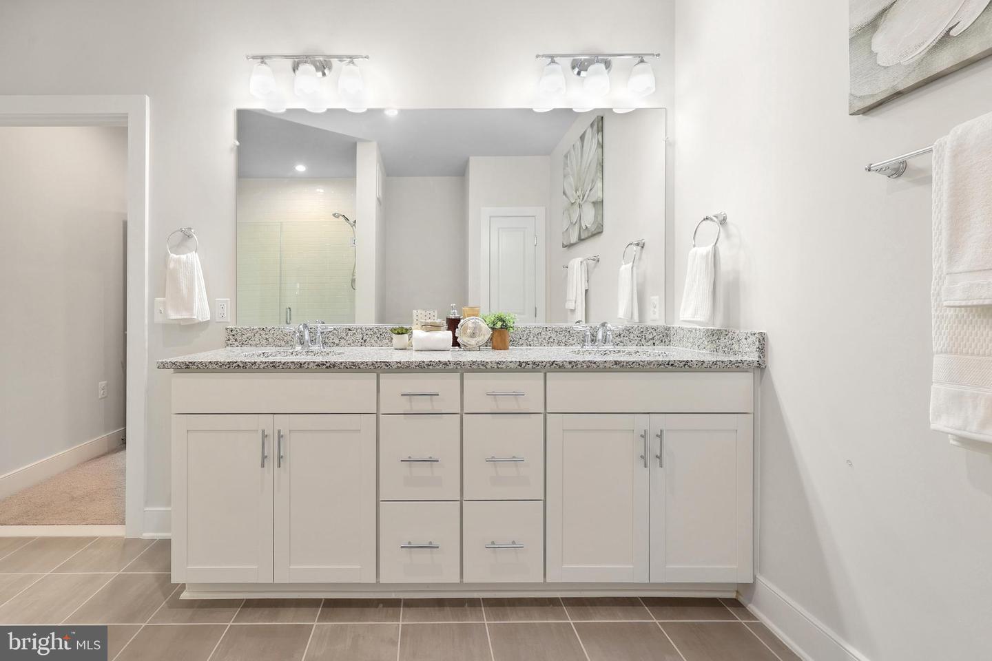 2324 WIND CHARM ST #307, HERNDON, Virginia 20171, 2 Bedrooms Bedrooms, ,2 BathroomsBathrooms,Residential,For sale,2324 WIND CHARM ST #307,VAFX2250012 MLS # VAFX2250012