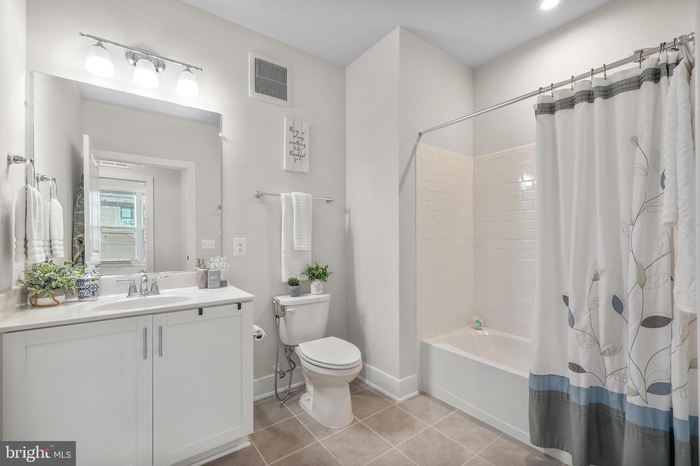 2324 WIND CHARM ST #307, HERNDON, Virginia 20171, 2 Bedrooms Bedrooms, ,2 BathroomsBathrooms,Residential,For sale,2324 WIND CHARM ST #307,VAFX2250012 MLS # VAFX2250012