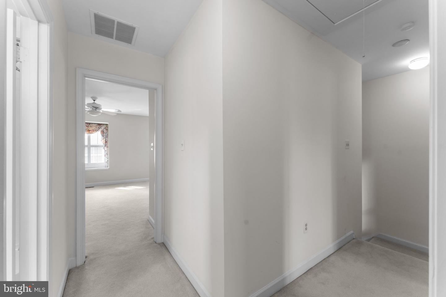 3031 FEDERAL HILL DR, SEVEN CORNERS, Virginia 22044, 4 Bedrooms Bedrooms, ,3 BathroomsBathrooms,Residential,For sale,3031 FEDERAL HILL DR,VAFX2250132 MLS # VAFX2250132