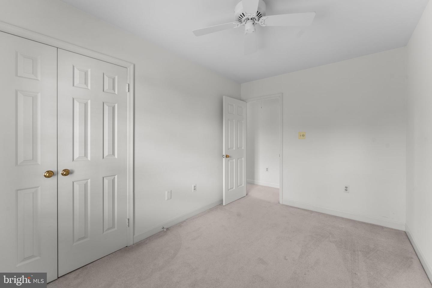 3031 FEDERAL HILL DR, SEVEN CORNERS, Virginia 22044, 4 Bedrooms Bedrooms, ,3 BathroomsBathrooms,Residential,For sale,3031 FEDERAL HILL DR,VAFX2250132 MLS # VAFX2250132