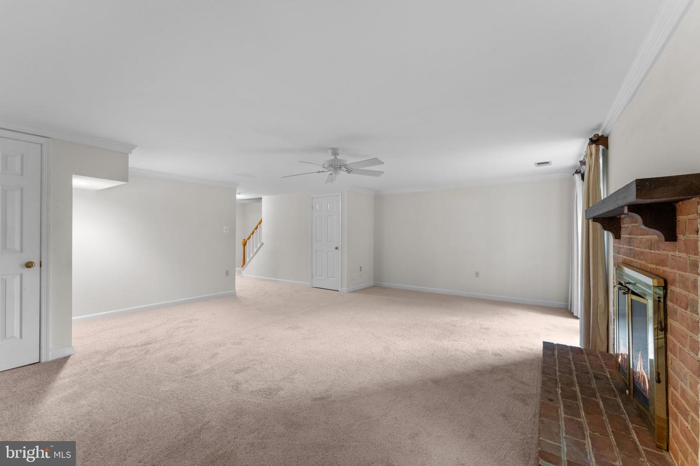 3031 FEDERAL HILL DR, SEVEN CORNERS, Virginia 22044, 4 Bedrooms Bedrooms, ,3 BathroomsBathrooms,Residential,For sale,3031 FEDERAL HILL DR,VAFX2250132 MLS # VAFX2250132