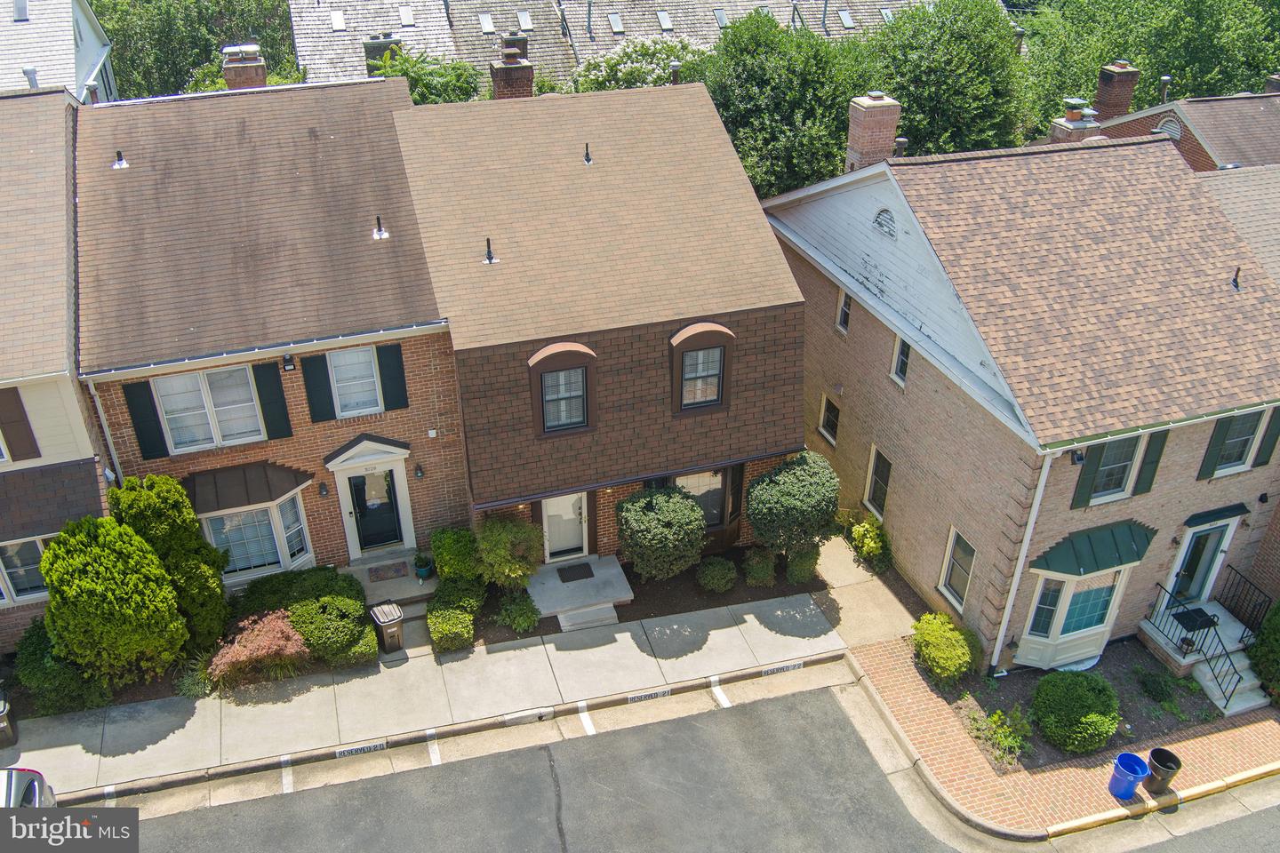3031 FEDERAL HILL DR, SEVEN CORNERS, Virginia 22044, 4 Bedrooms Bedrooms, ,3 BathroomsBathrooms,Residential,For sale,3031 FEDERAL HILL DR,VAFX2250132 MLS # VAFX2250132