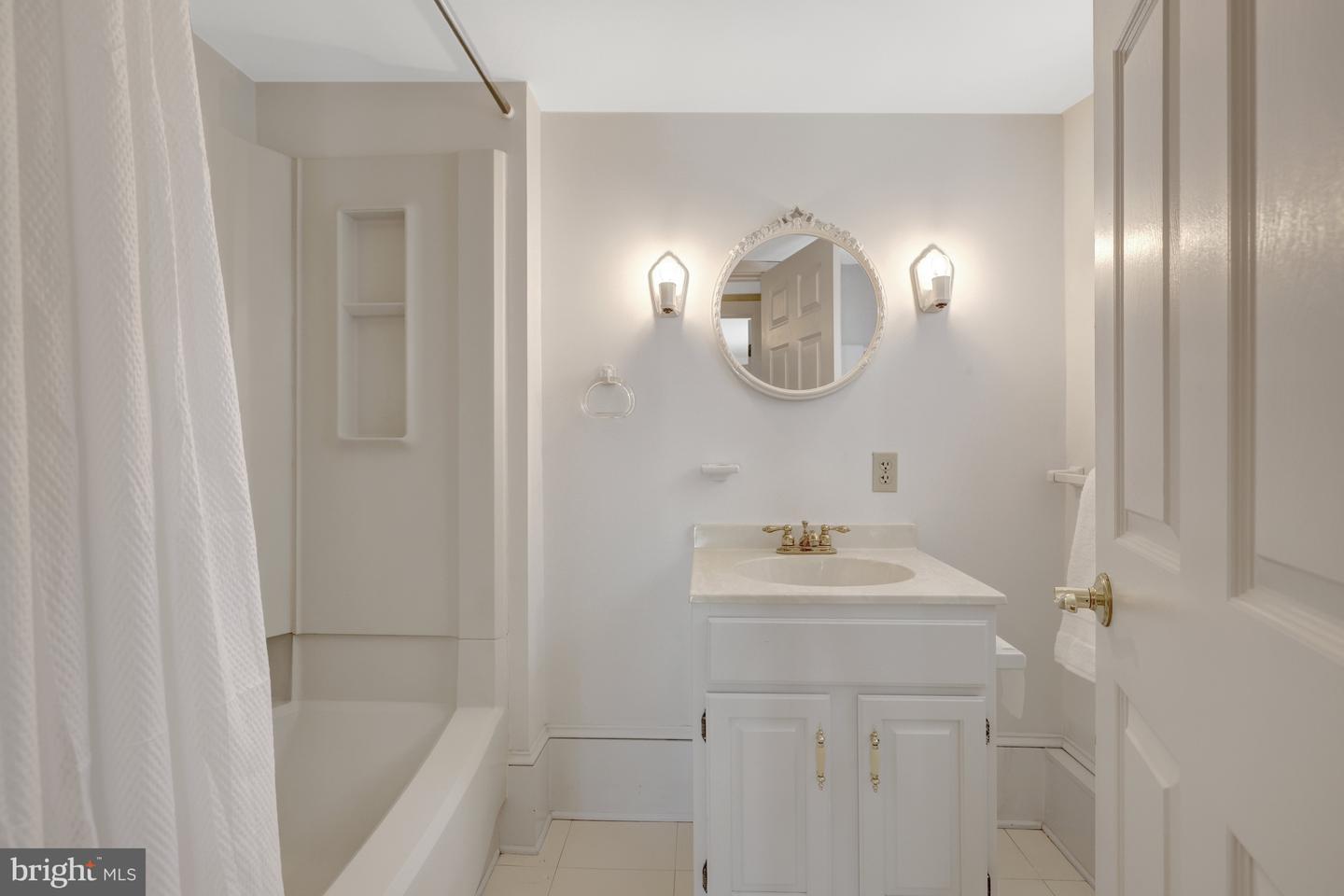 1012 GRANT ST, HERNDON, Virginia 20170, 3 Bedrooms Bedrooms, ,3 BathroomsBathrooms,Residential,For sale,1012 GRANT ST,VAFX2250178 MLS # VAFX2250178