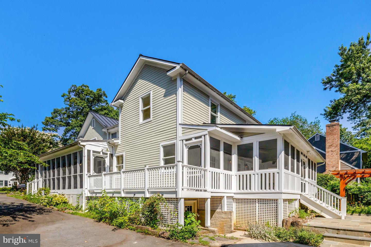 1012 GRANT ST, HERNDON, Virginia 20170, 3 Bedrooms Bedrooms, ,3 BathroomsBathrooms,Residential,For sale,1012 GRANT ST,VAFX2250178 MLS # VAFX2250178