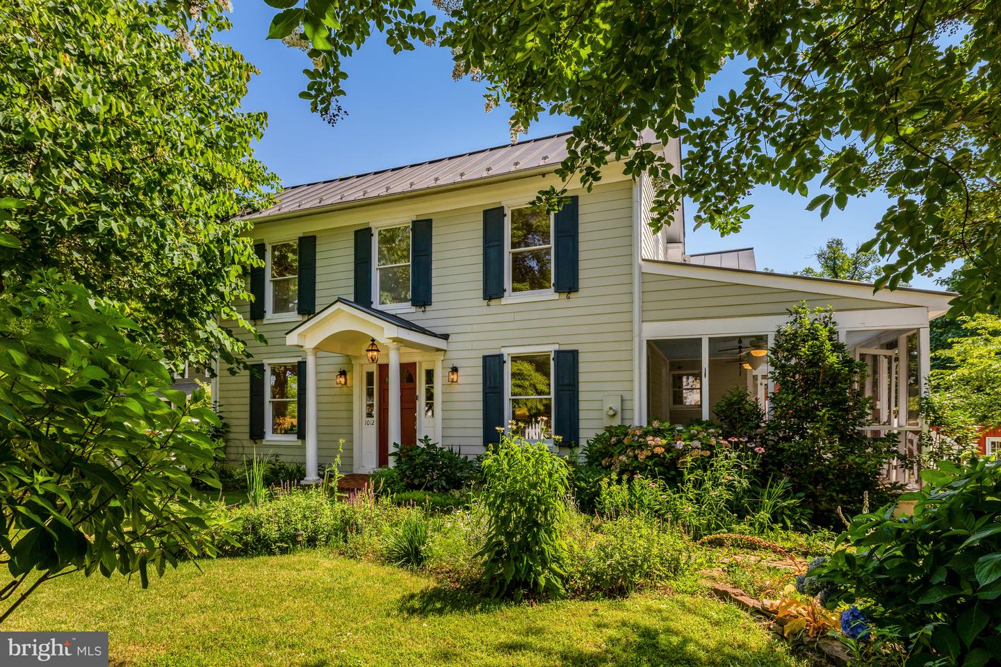 1012 GRANT ST, HERNDON, Virginia 20170, 3 Bedrooms Bedrooms, ,3 BathroomsBathrooms,Residential,For sale,1012 GRANT ST,VAFX2250178 MLS # VAFX2250178