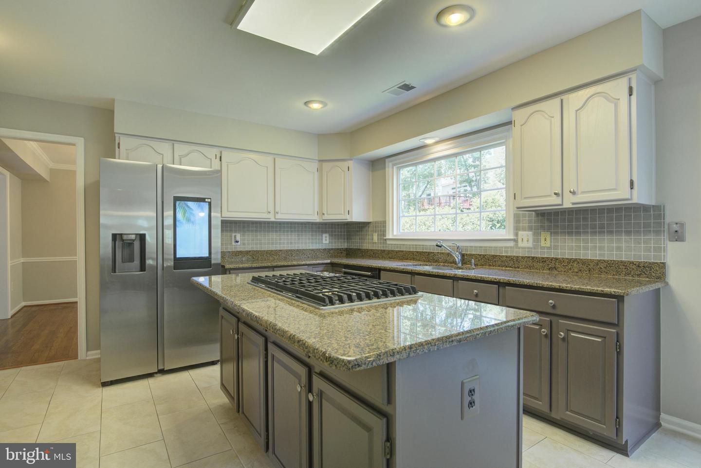 6821 COMPTON HEIGHTS CIR, CLIFTON, Virginia 20124, 4 Bedrooms Bedrooms, ,3 BathroomsBathrooms,Residential,For sale,6821 COMPTON HEIGHTS CIR,VAFX2250272 MLS # VAFX2250272