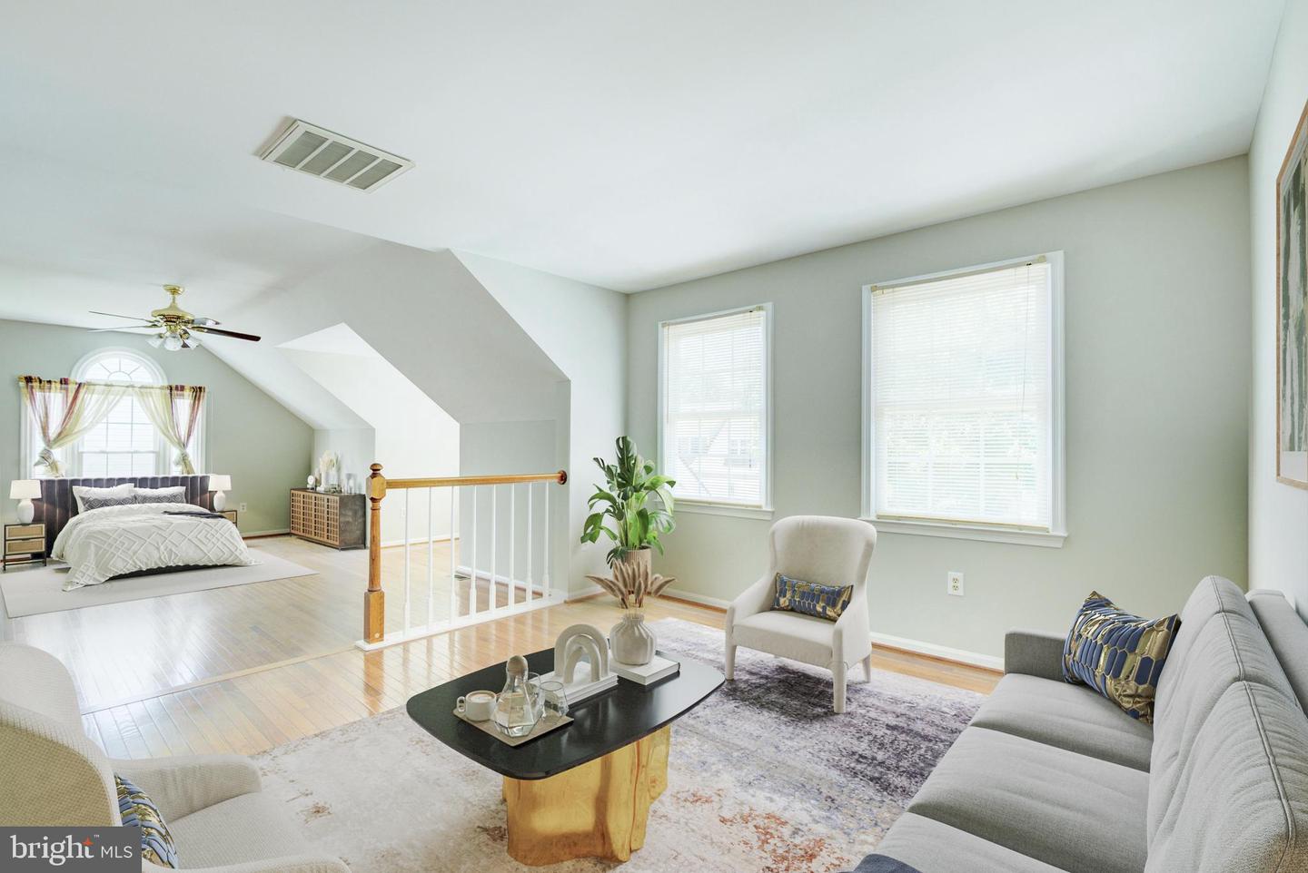 6821 COMPTON HEIGHTS CIR, CLIFTON, Virginia 20124, 4 Bedrooms Bedrooms, ,3 BathroomsBathrooms,Residential,For sale,6821 COMPTON HEIGHTS CIR,VAFX2250272 MLS # VAFX2250272