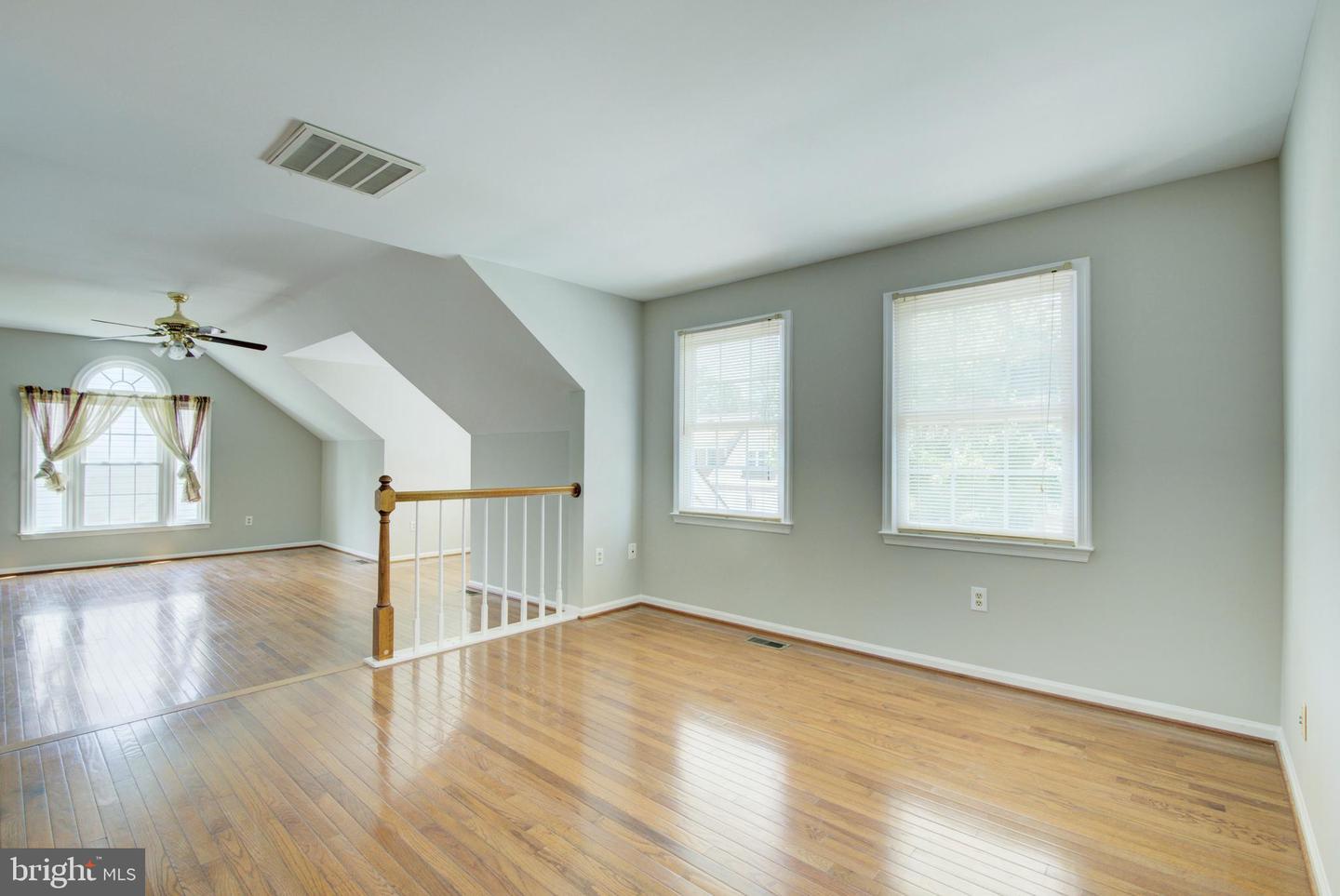 6821 COMPTON HEIGHTS CIR, CLIFTON, Virginia 20124, 4 Bedrooms Bedrooms, ,3 BathroomsBathrooms,Residential,For sale,6821 COMPTON HEIGHTS CIR,VAFX2250272 MLS # VAFX2250272