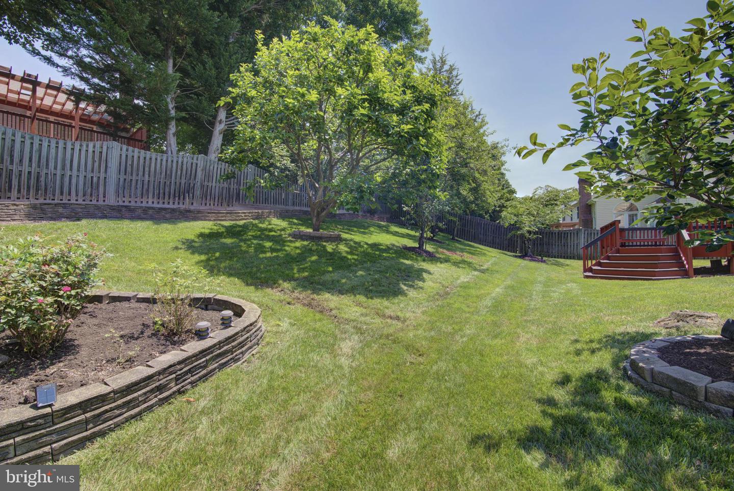 6821 COMPTON HEIGHTS CIR, CLIFTON, Virginia 20124, 4 Bedrooms Bedrooms, ,3 BathroomsBathrooms,Residential,For sale,6821 COMPTON HEIGHTS CIR,VAFX2250272 MLS # VAFX2250272