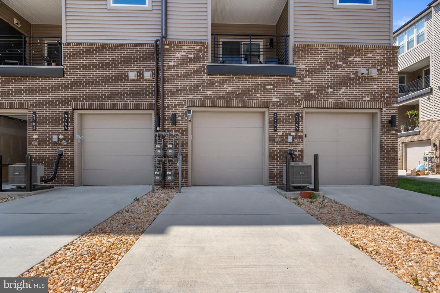 4767 TATUM MILL WAY #202, CHANTILLY, Virginia 20151, 3 Bedrooms Bedrooms, ,2 BathroomsBathrooms,Residential,For sale,4767 TATUM MILL WAY #202,VAFX2250394 MLS # VAFX2250394