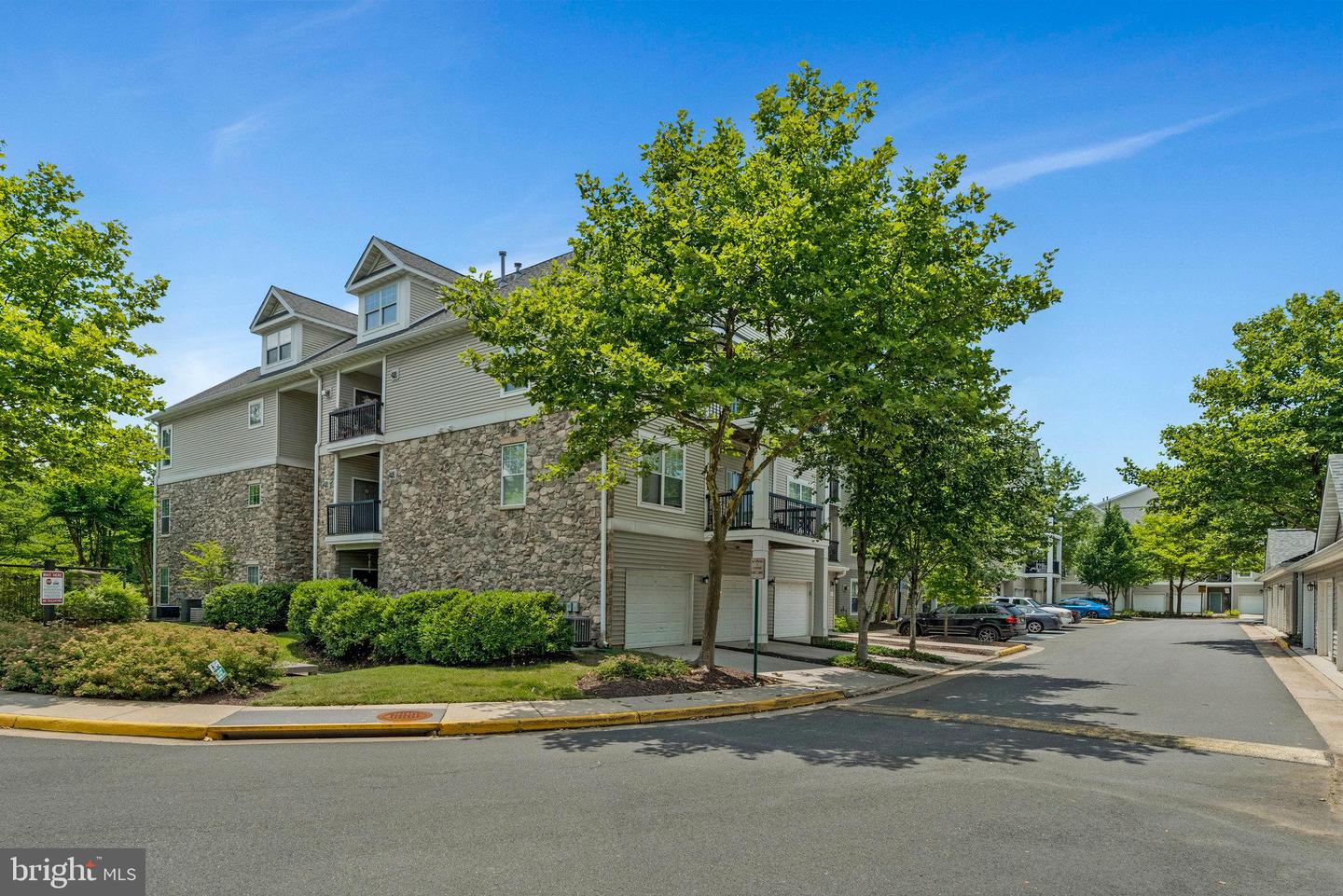 13329-G CONNOR DR #G, CENTREVILLE, Virginia 20120, 2 Bedrooms Bedrooms, ,2 BathroomsBathrooms,Residential,For sale,13329-G CONNOR DR #G,VAFX2250416 MLS # VAFX2250416