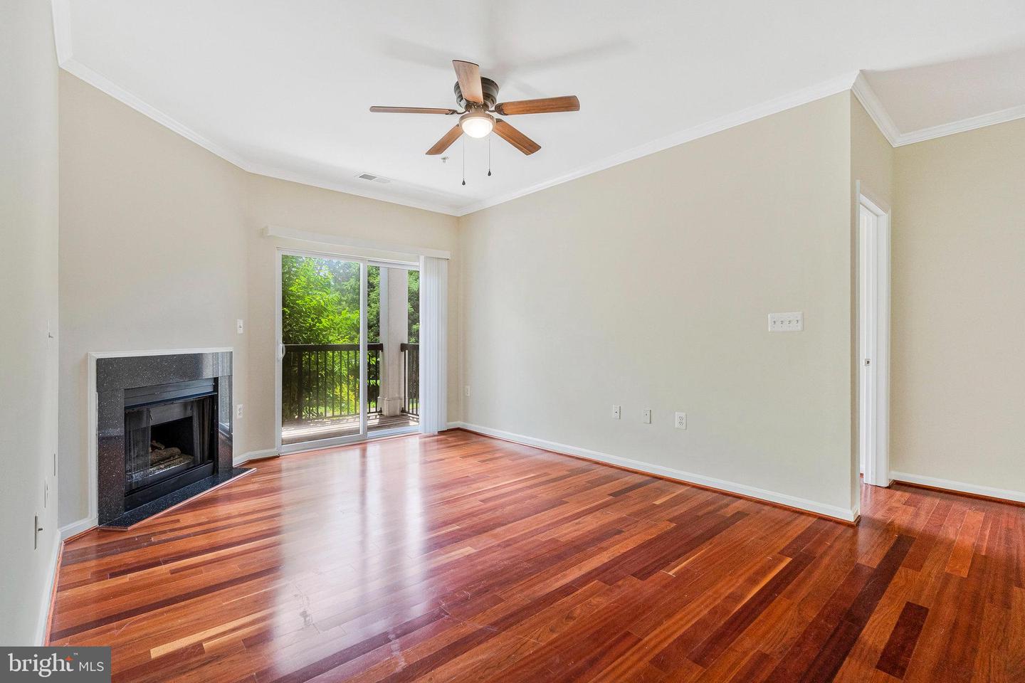 13329-G CONNOR DR #G, CENTREVILLE, Virginia 20120, 2 Bedrooms Bedrooms, ,2 BathroomsBathrooms,Residential,For sale,13329-G CONNOR DR #G,VAFX2250416 MLS # VAFX2250416