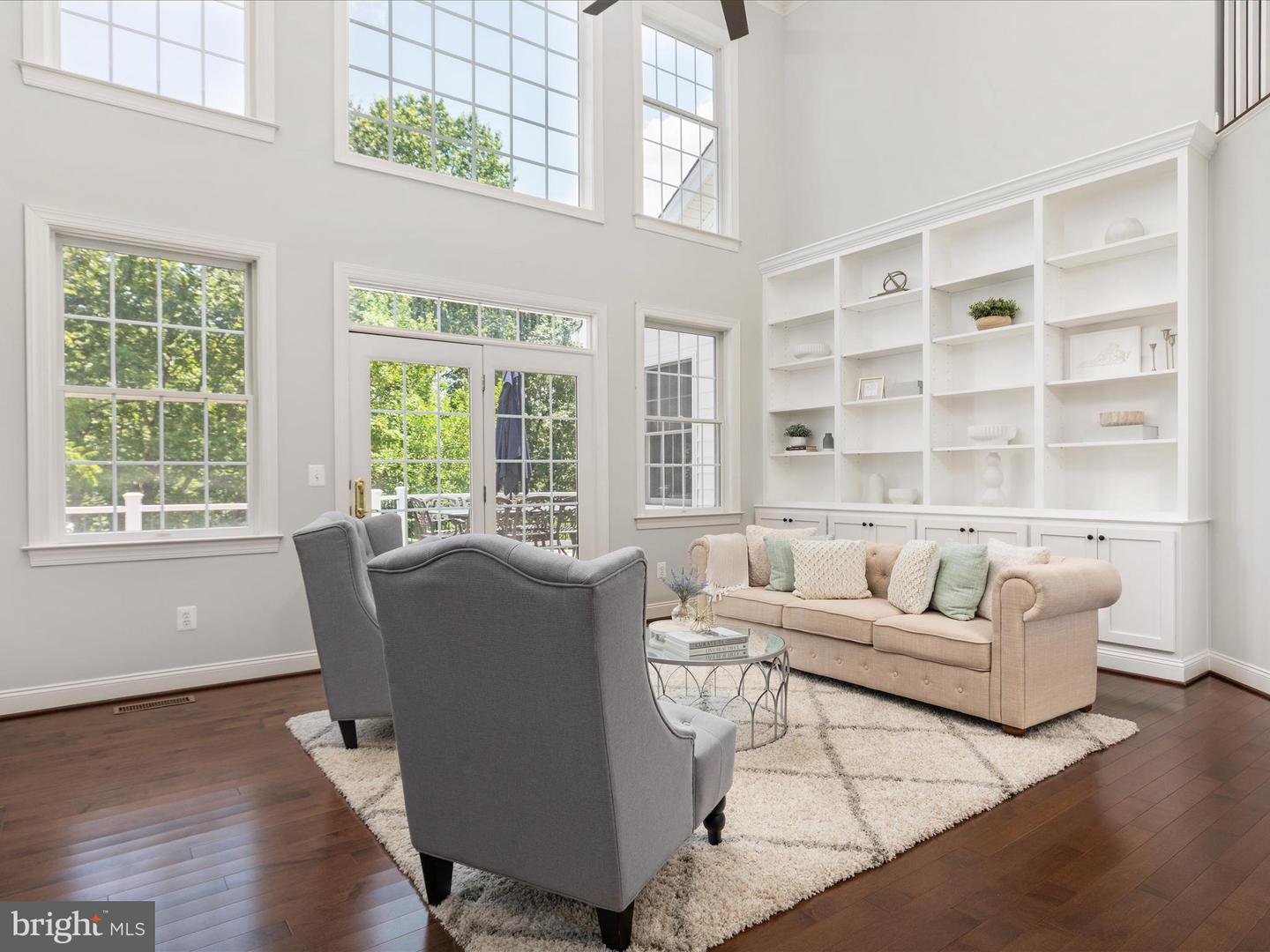15274 GOLF VIEW DR, HAYMARKET, Virginia 20169, 4 Bedrooms Bedrooms, ,3 BathroomsBathrooms,Residential,For sale,15274 GOLF VIEW DR,VAPW2097936 MLS # VAPW2097936