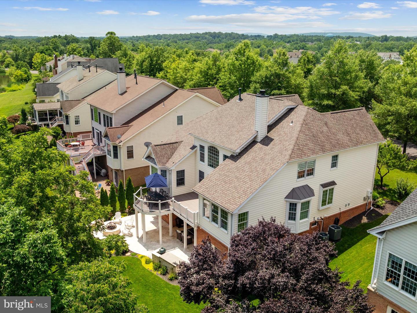 15274 GOLF VIEW DR, HAYMARKET, Virginia 20169, 4 Bedrooms Bedrooms, ,3 BathroomsBathrooms,Residential,For sale,15274 GOLF VIEW DR,VAPW2097936 MLS # VAPW2097936
