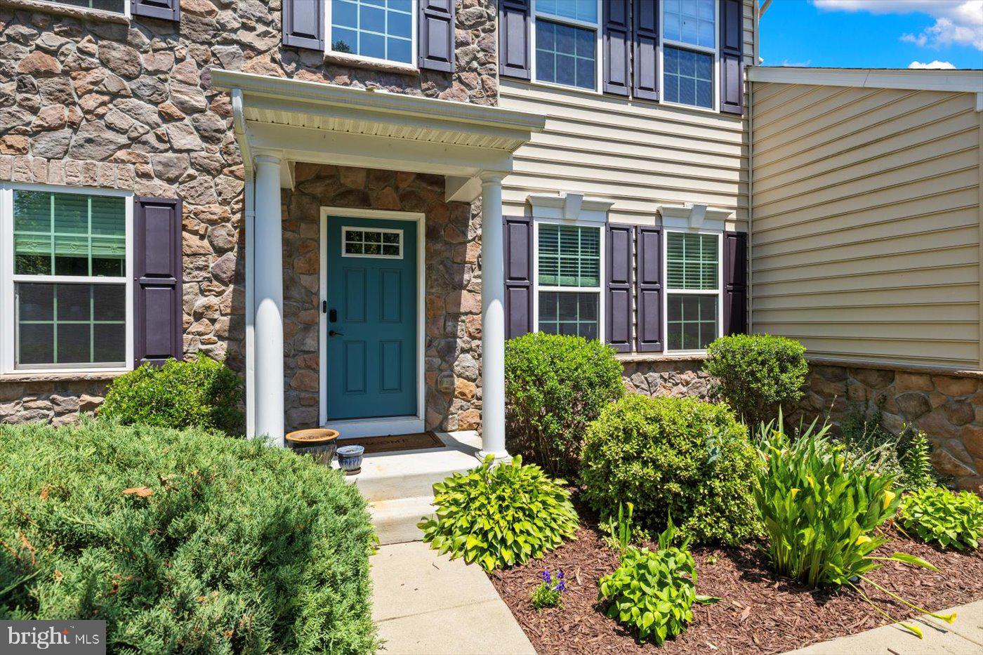 7 KETTLEBROOK CT, STAFFORD, Virginia 22556, 5 Bedrooms Bedrooms, ,4 BathroomsBathrooms,Residential,For sale,7 KETTLEBROOK CT,VAST2040214 MLS # VAST2040214