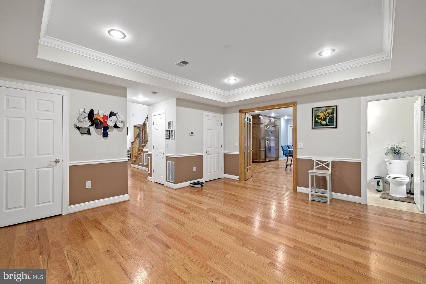 7230 BEVERLY ST, ANNANDALE, Virginia 22003, 10 Bedrooms Bedrooms, ,6 BathroomsBathrooms,Residential,For sale,7230 BEVERLY ST,VAFX2250628 MLS # VAFX2250628