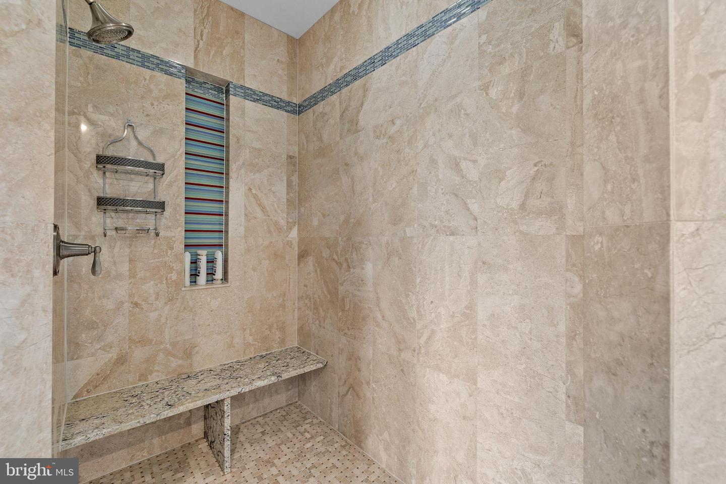 7230 BEVERLY ST, ANNANDALE, Virginia 22003, 10 Bedrooms Bedrooms, ,6 BathroomsBathrooms,Residential,For sale,7230 BEVERLY ST,VAFX2250628 MLS # VAFX2250628