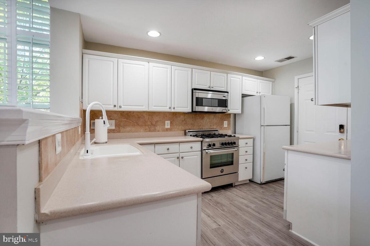 1867 CRESCENT PARK DR #116A, RESTON, Virginia 20190, 2 Bedrooms Bedrooms, ,2 BathroomsBathrooms,Residential,For sale,1867 CRESCENT PARK DR #116A,VAFX2250654 MLS # VAFX2250654