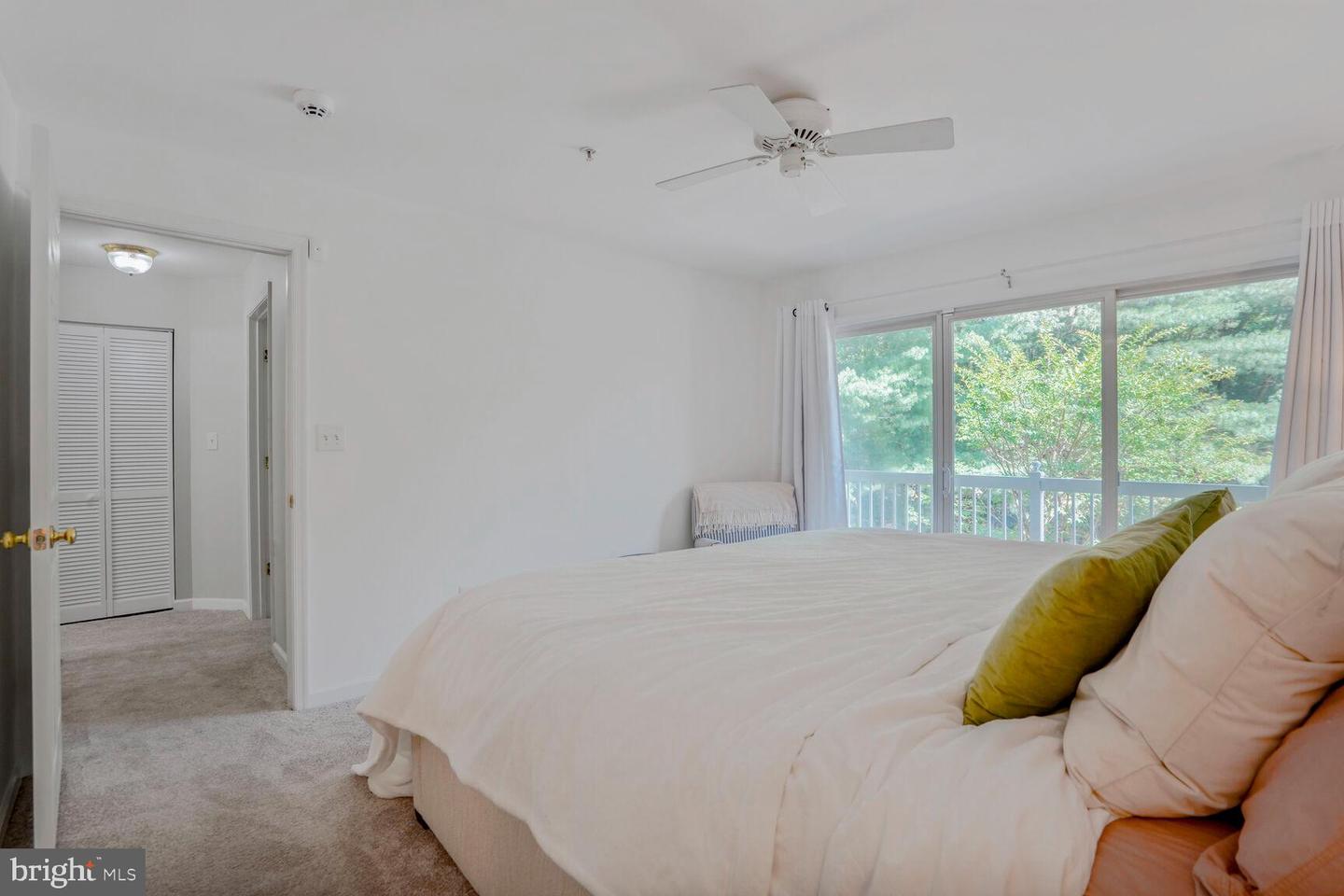 1867 CRESCENT PARK DR #116A, RESTON, Virginia 20190, 2 Bedrooms Bedrooms, ,2 BathroomsBathrooms,Residential,For sale,1867 CRESCENT PARK DR #116A,VAFX2250654 MLS # VAFX2250654