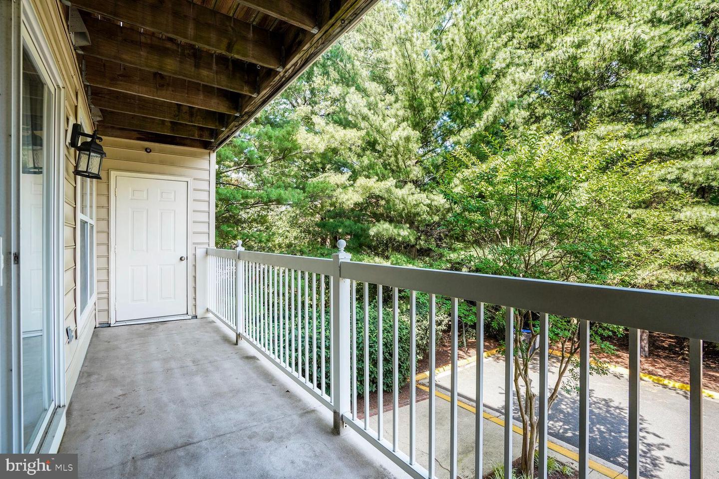 1867 CRESCENT PARK DR #116A, RESTON, Virginia 20190, 2 Bedrooms Bedrooms, ,2 BathroomsBathrooms,Residential,For sale,1867 CRESCENT PARK DR #116A,VAFX2250654 MLS # VAFX2250654