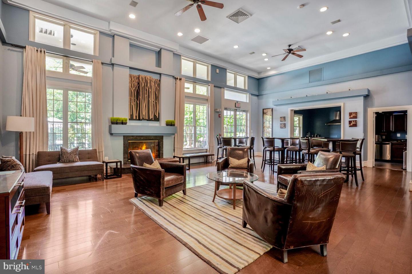 1867 CRESCENT PARK DR #116A, RESTON, Virginia 20190, 2 Bedrooms Bedrooms, ,2 BathroomsBathrooms,Residential,For sale,1867 CRESCENT PARK DR #116A,VAFX2250654 MLS # VAFX2250654