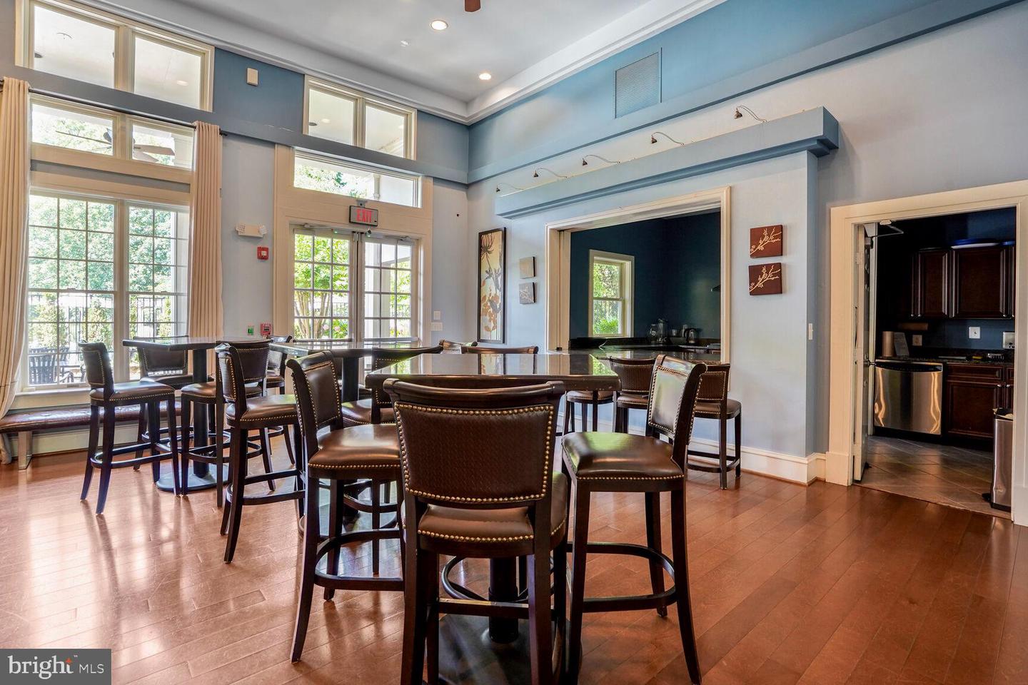 1867 CRESCENT PARK DR #116A, RESTON, Virginia 20190, 2 Bedrooms Bedrooms, ,2 BathroomsBathrooms,Residential,For sale,1867 CRESCENT PARK DR #116A,VAFX2250654 MLS # VAFX2250654