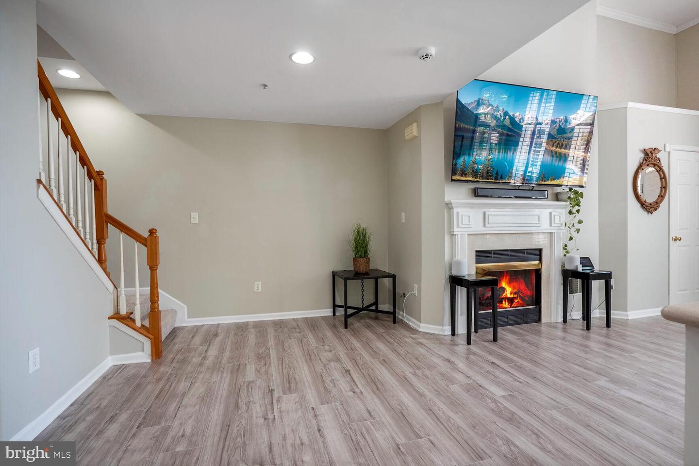1867 CRESCENT PARK DR #116A, RESTON, Virginia 20190, 2 Bedrooms Bedrooms, ,2 BathroomsBathrooms,Residential,For sale,1867 CRESCENT PARK DR #116A,VAFX2250654 MLS # VAFX2250654