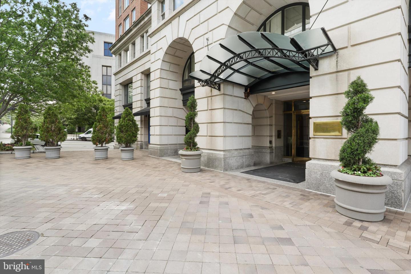 601 PENNSYLVANIA AVE NW #812, WASHINGTON, District Of Columbia 20004, 1 Bedroom Bedrooms, ,1 BathroomBathrooms,Residential,For sale,601 PENNSYLVANIA AVE NW #812,DCDC2207786 MLS # DCDC2207786