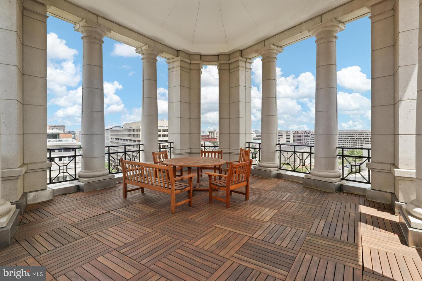 601 PENNSYLVANIA AVE NW #812, WASHINGTON, District Of Columbia 20004, 1 Bedroom Bedrooms, ,1 BathroomBathrooms,Residential,For sale,601 PENNSYLVANIA AVE NW #812,DCDC2207786 MLS # DCDC2207786