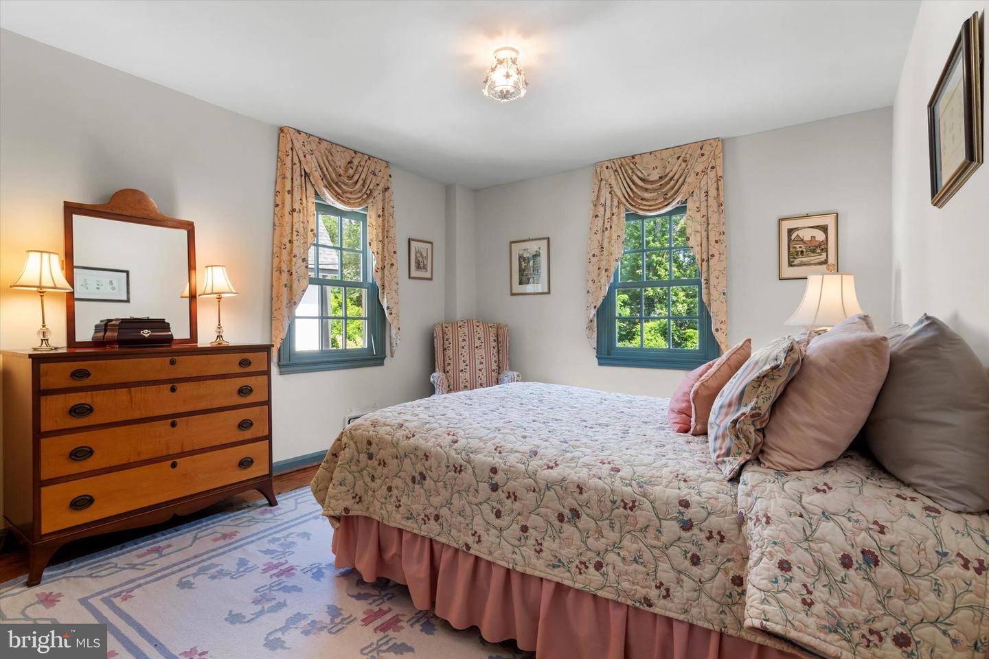 1305 TRINITY DR, ALEXANDRIA, Virginia 22314, 4 Bedrooms Bedrooms, ,3 BathroomsBathrooms,Residential,For sale,1305 TRINITY DR,VAAX2046922 MLS # VAAX2046922