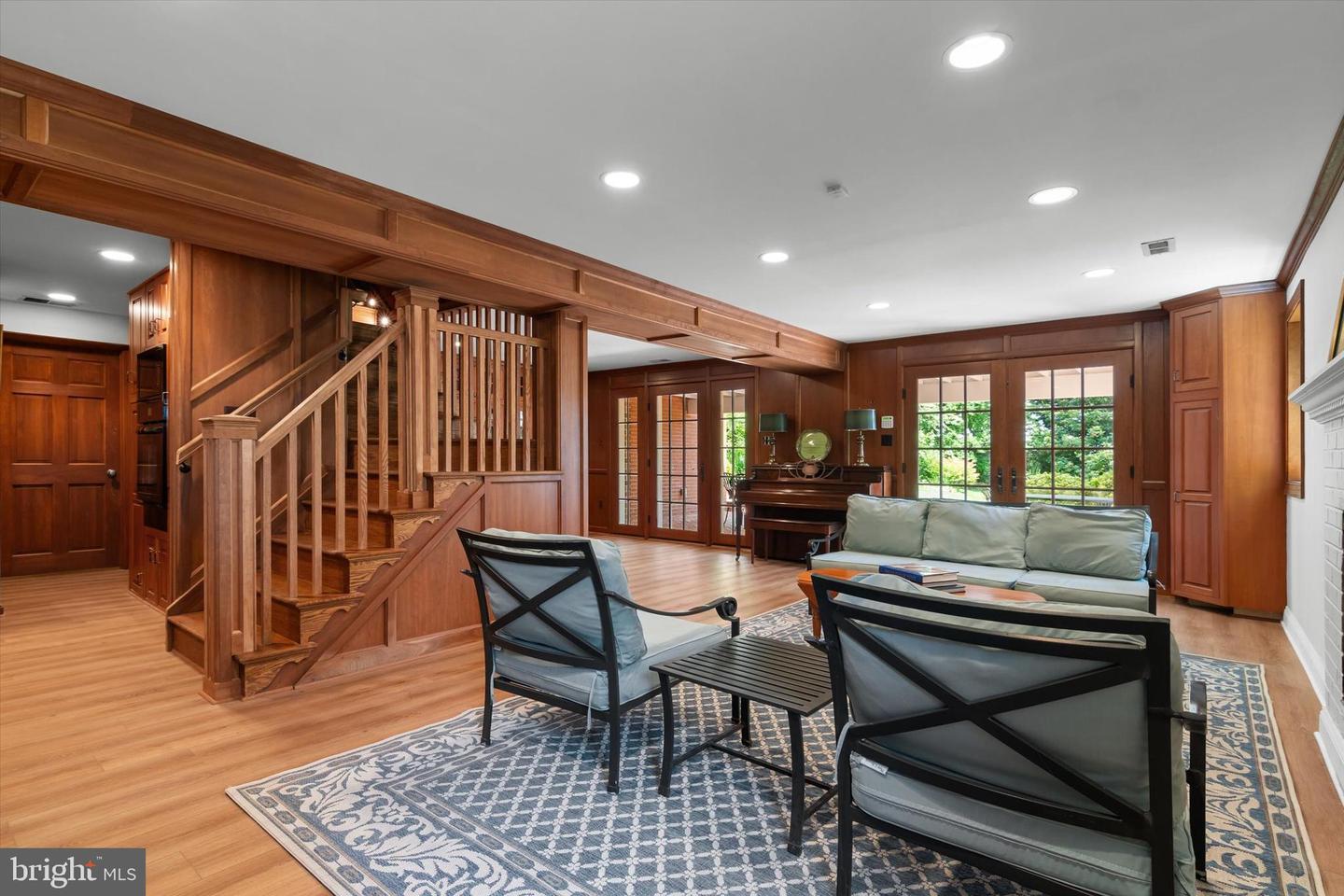 1305 TRINITY DR, ALEXANDRIA, Virginia 22314, 4 Bedrooms Bedrooms, ,3 BathroomsBathrooms,Residential,For sale,1305 TRINITY DR,VAAX2046922 MLS # VAAX2046922